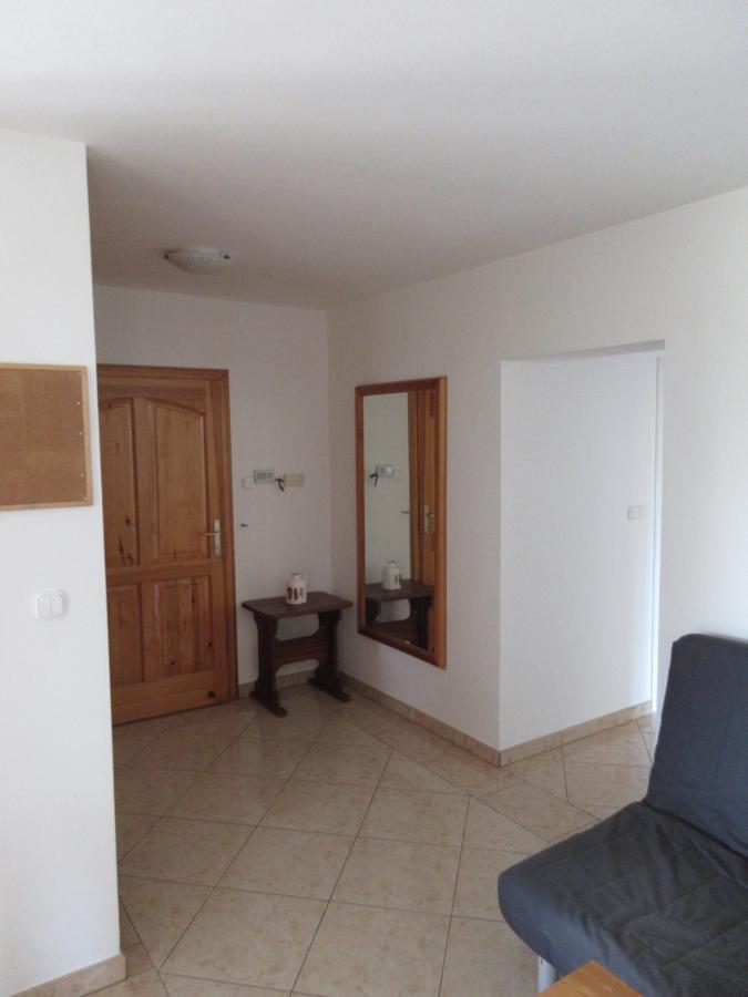 Mediterran Vendeghaz Hotell Velence Exteriör bild
